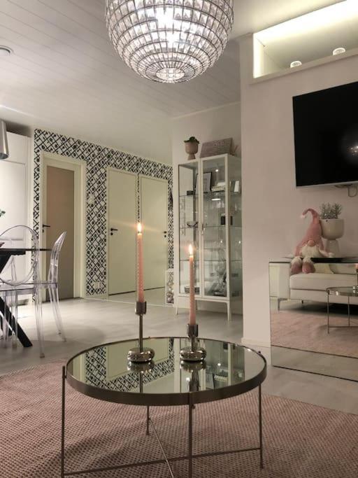Snowcrystal Home With Jacuzzi And Sauna Rovaniemi Zewnętrze zdjęcie