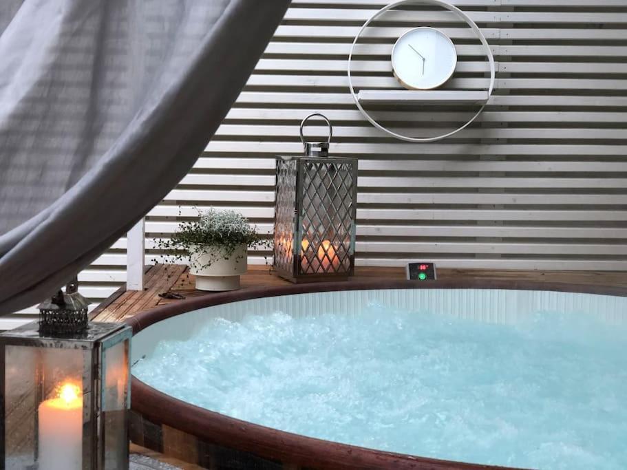 Snowcrystal Home With Jacuzzi And Sauna Rovaniemi Zewnętrze zdjęcie