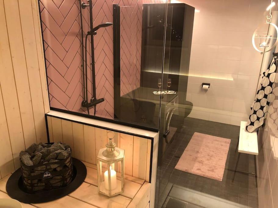 Snowcrystal Home With Jacuzzi And Sauna Rovaniemi Zewnętrze zdjęcie